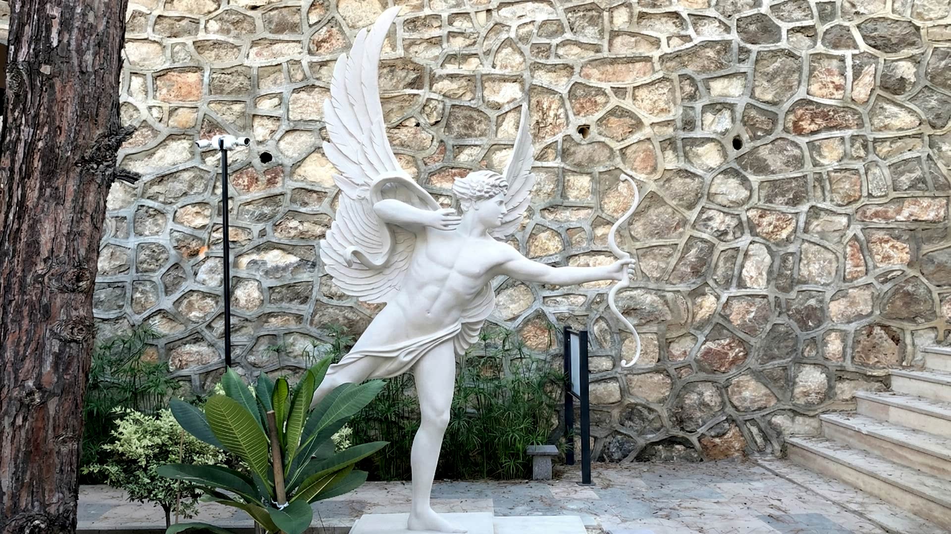 Eros Heykeli