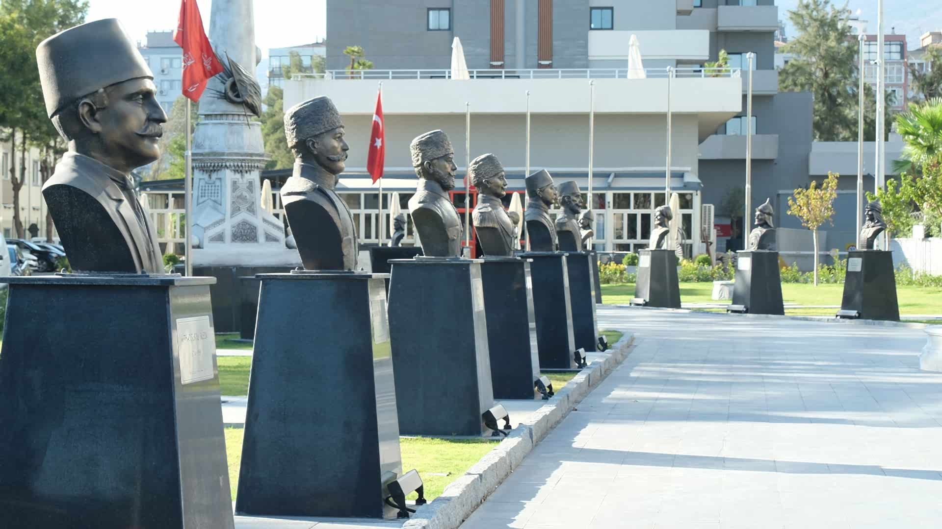 İttihat ve Terakki Dönemi Paşaların Büstleri